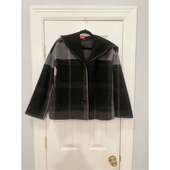 Max Mara Jackets & Blazers - Max Mara Plaid Coat Hood Size 8  Alpaca Wool Blend Made in Italy